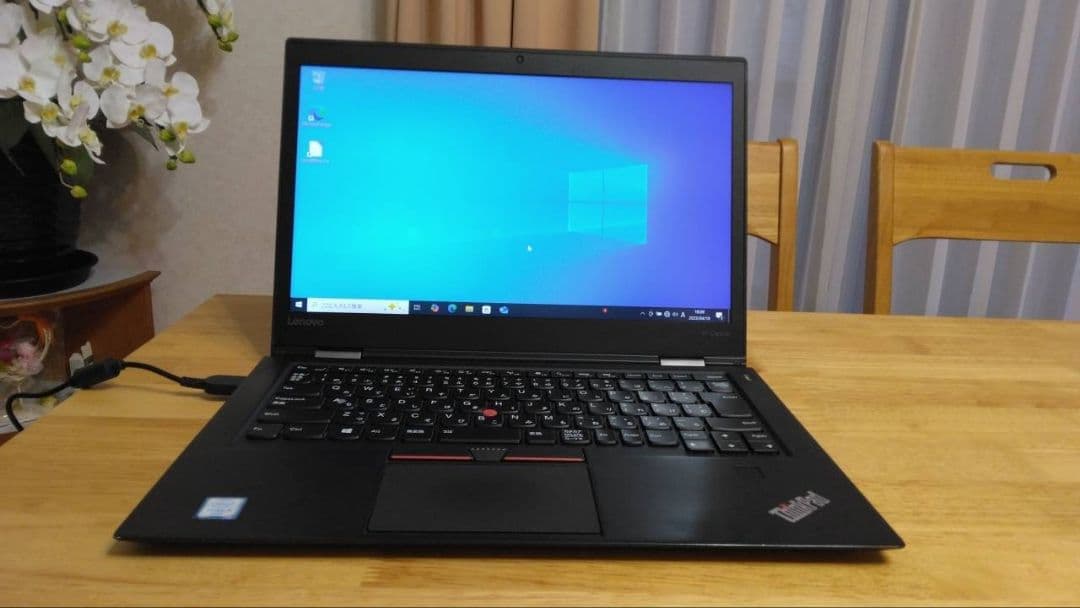 人気レノボ　シンクパッド　X1 Carbon　i5 メモリ4GB SSD128