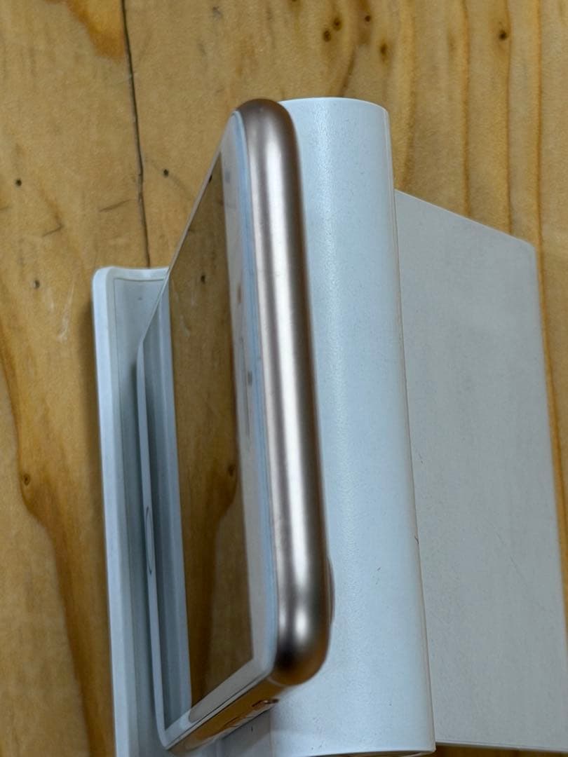 iPhone8 美品　64GB SIMフリー