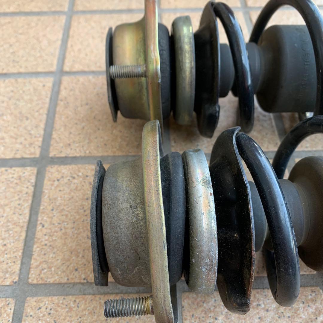 L700S ミラジーノ ストラット ショック&サスペンション アブソーバー