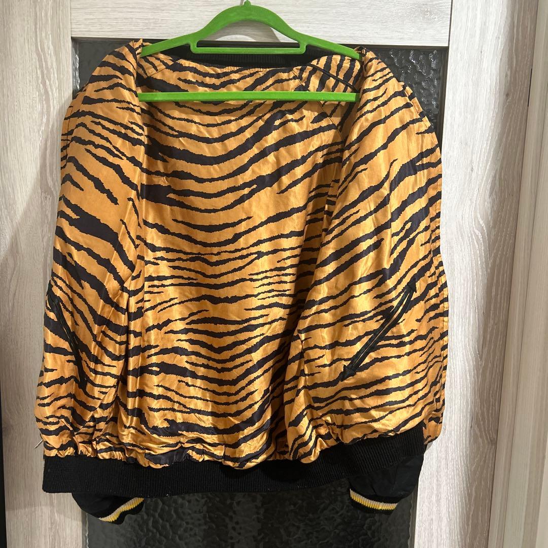 テイラー東洋　beams コラボ　スカジャン　虎