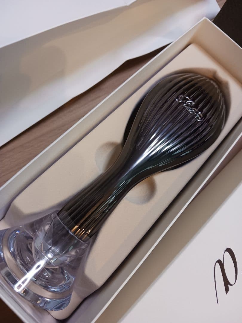 新モデルリファ エールブラシレイ ReFa AILE BRUSH RAYブラック