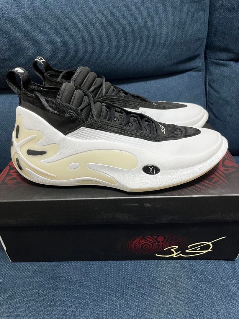 1週間限定　割引価格Way of Wade 11 「白熱」　27.5cm