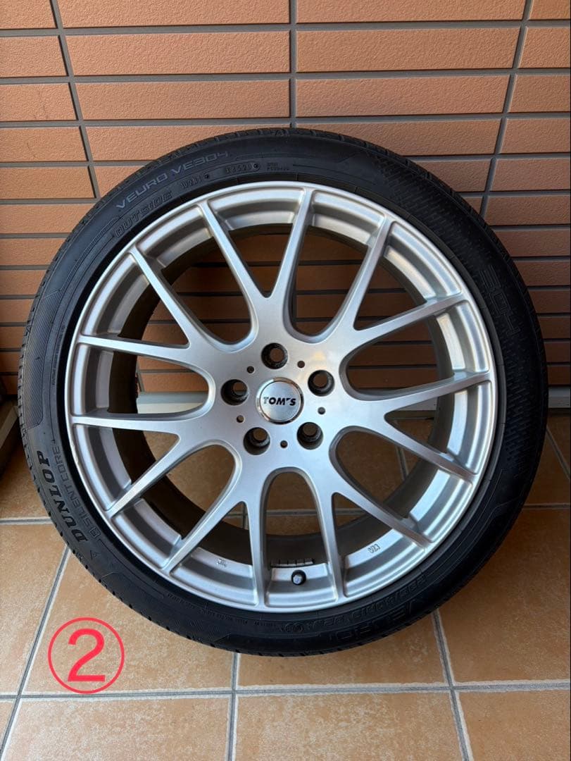 【TOM'S TM-05 19インチ 4本セット】※着払い