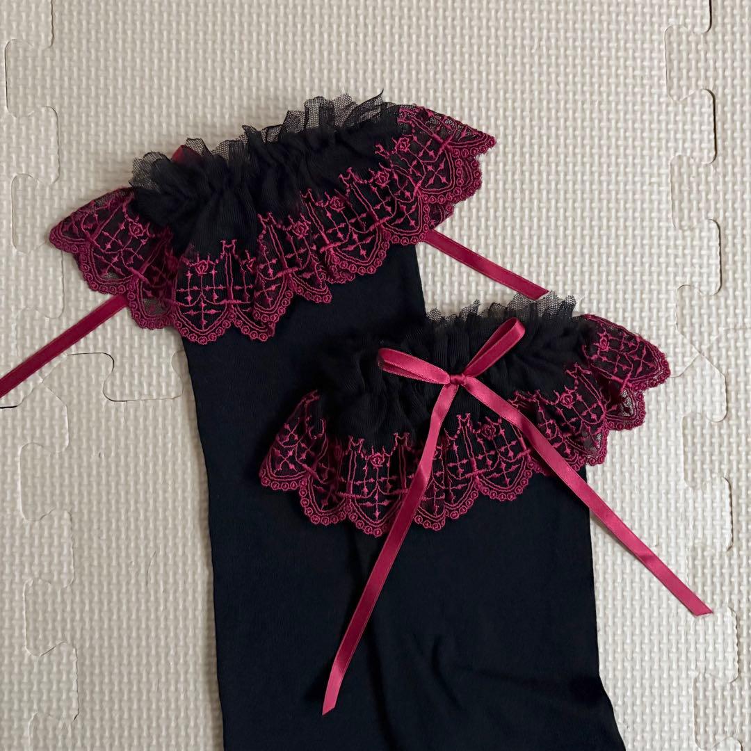 モアメームモアティエ/Moi-meme-Moitie レースオーバーニー