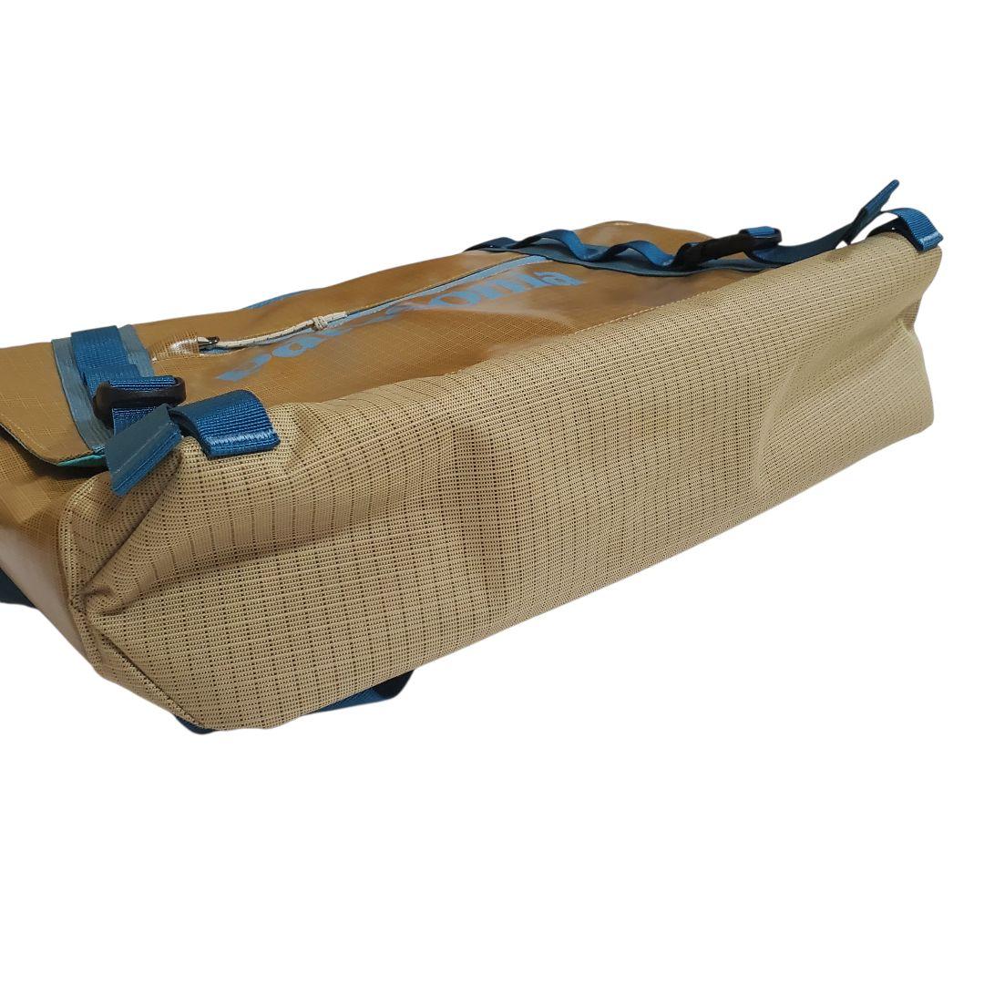 【Patagonia ブラックホール】 メッセンジャー 22L 49321