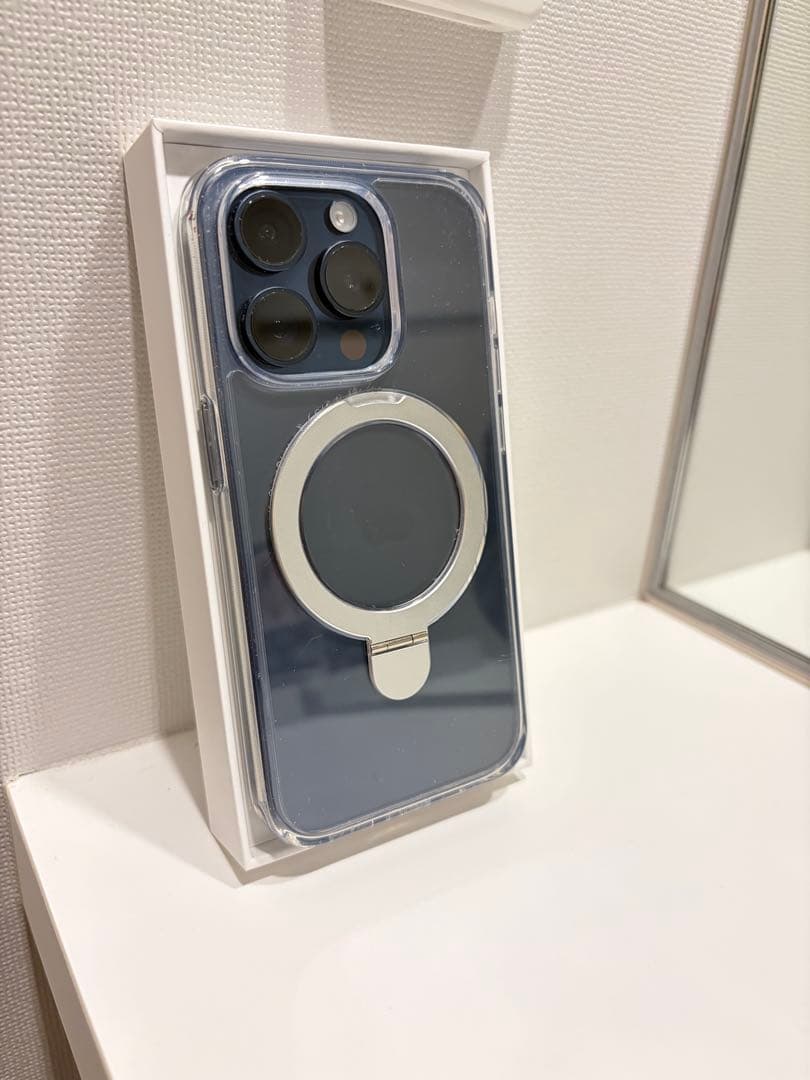 【値下げ・極美品】iPhone 15 Pro (新品カバー、フィルム付き)