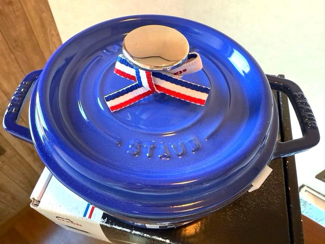 ストウブ希少限定ロイヤルブルー新品ラウンドココット１６ｃｍ箱＆生涯保証付