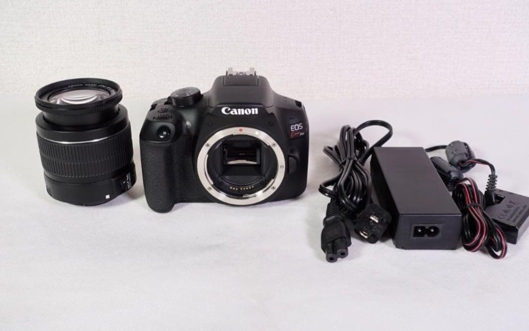 Canon EOS KISS X80 デジタル一眼レフ ジャンク品オークション