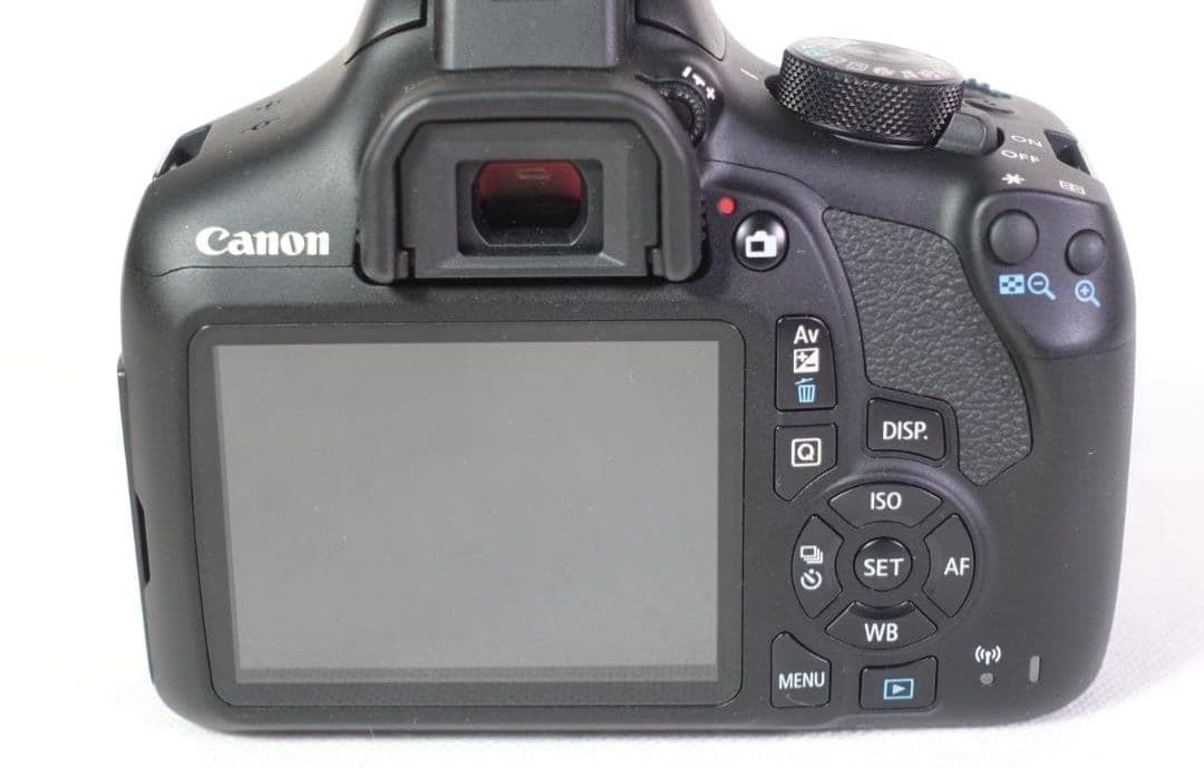 Canon EOS KISS X80 デジタル一眼レフ ジャンク品オークション