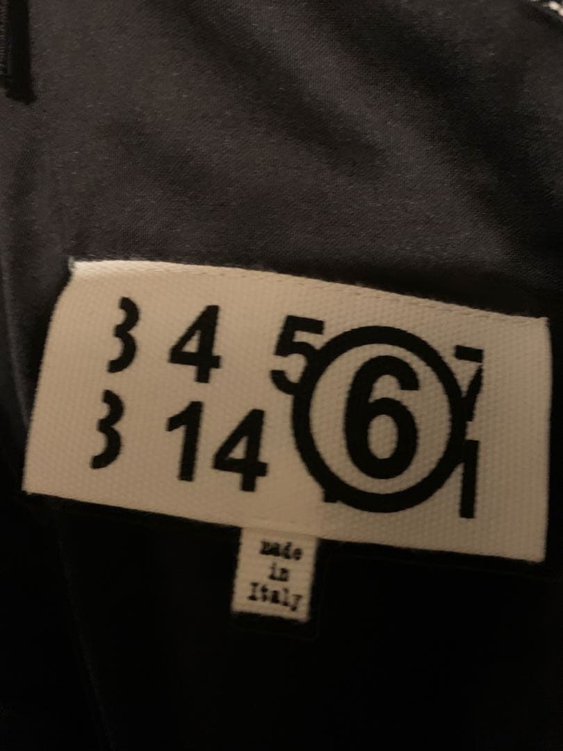 マルジェラMM6レース付きブラックキャミソールサテン黒ブラック