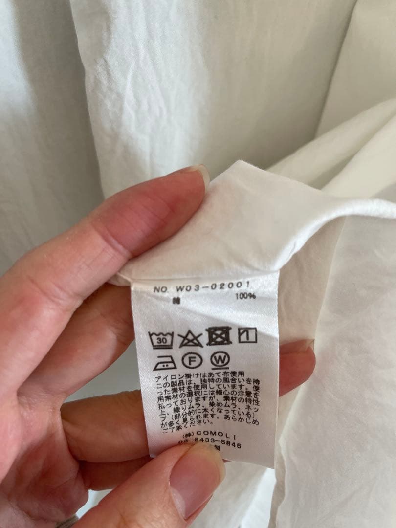 comoli シャツ3