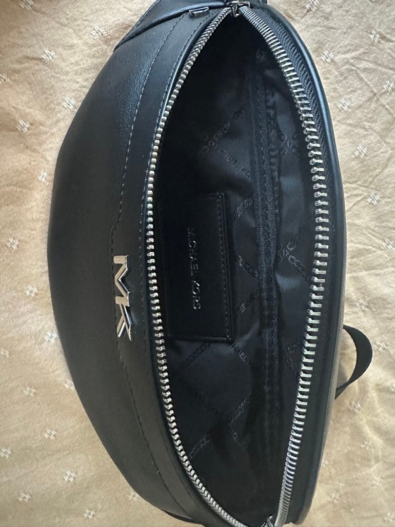 マイケルコース　メンズ　黒 ウエストポーチ