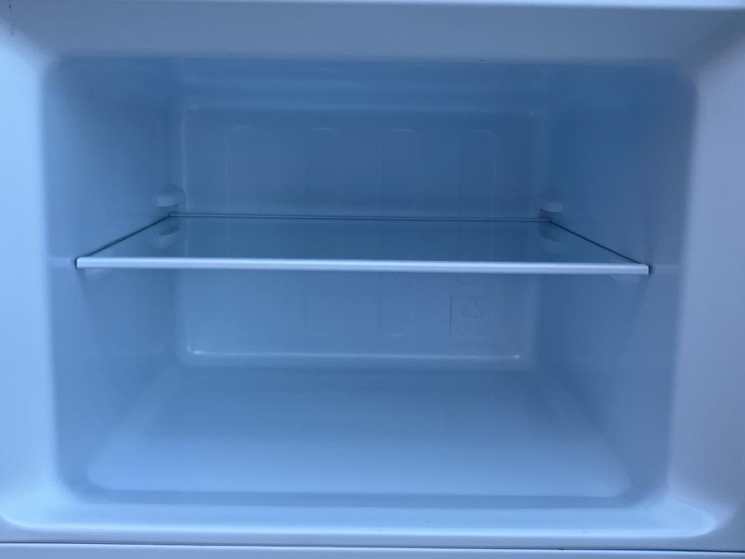 愛知岐阜/送料込★2023年★ハイセンス　120L冷蔵庫　HR-B12E2W