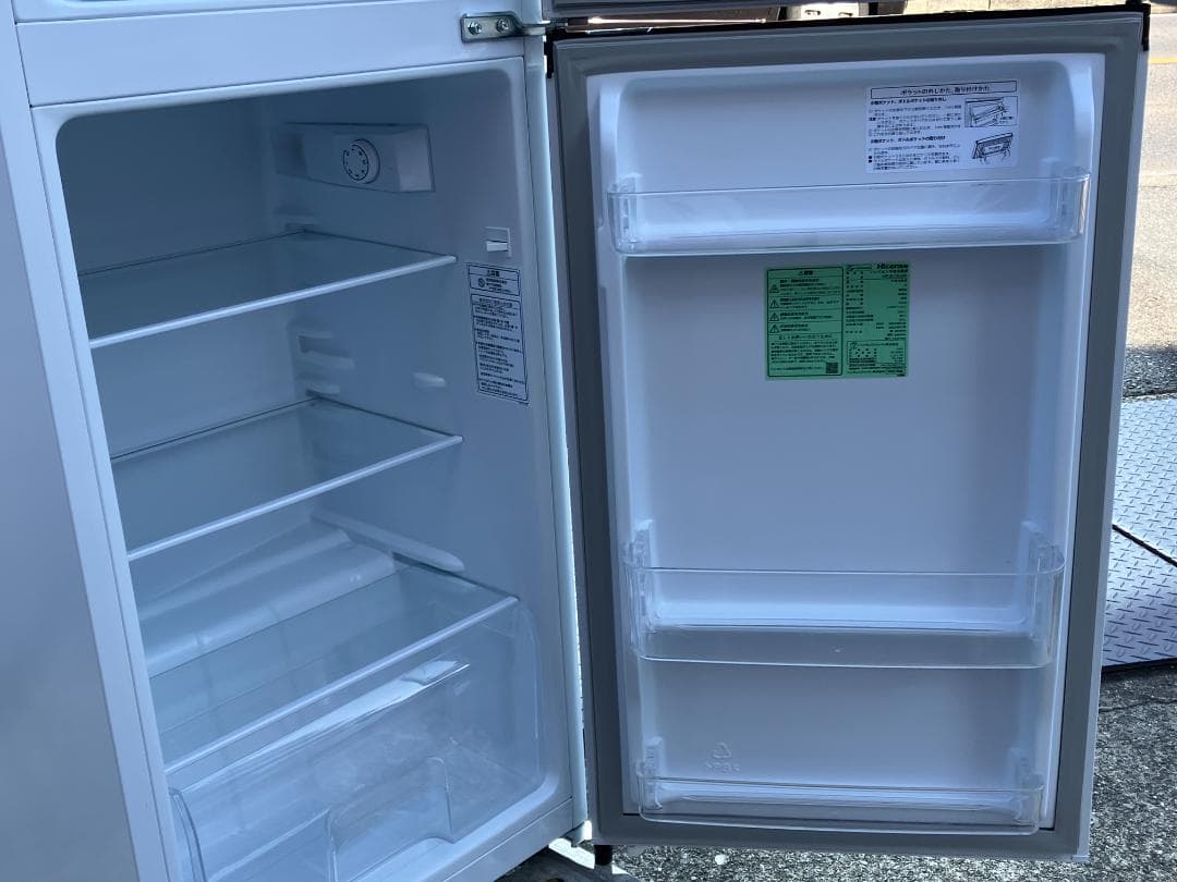 愛知岐阜/送料込★2023年★ハイセンス　120L冷蔵庫　HR-B12E2W