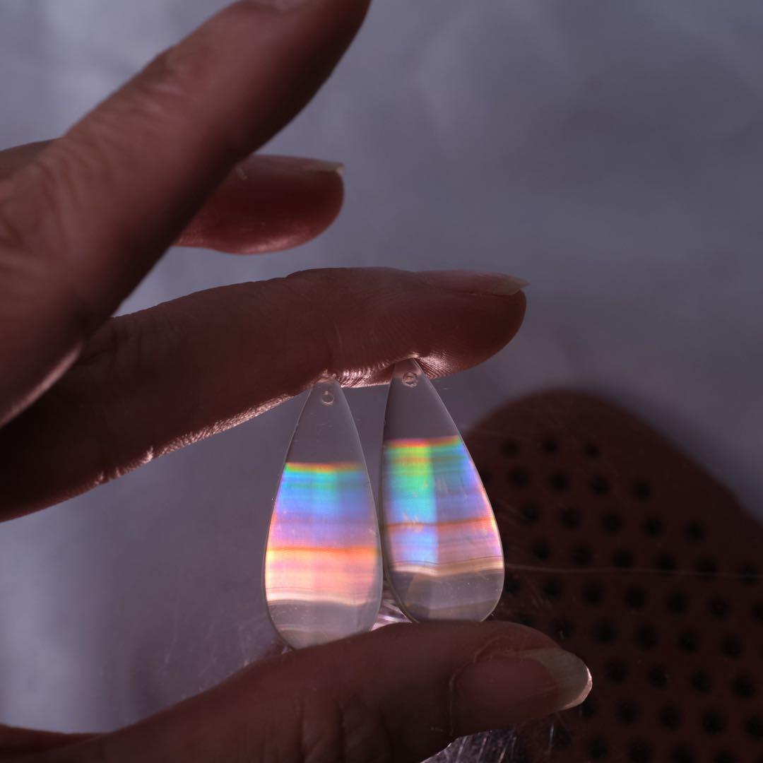 ポメころび ♦︎14kgfスコロライトトライアングルピアス/イヤリング