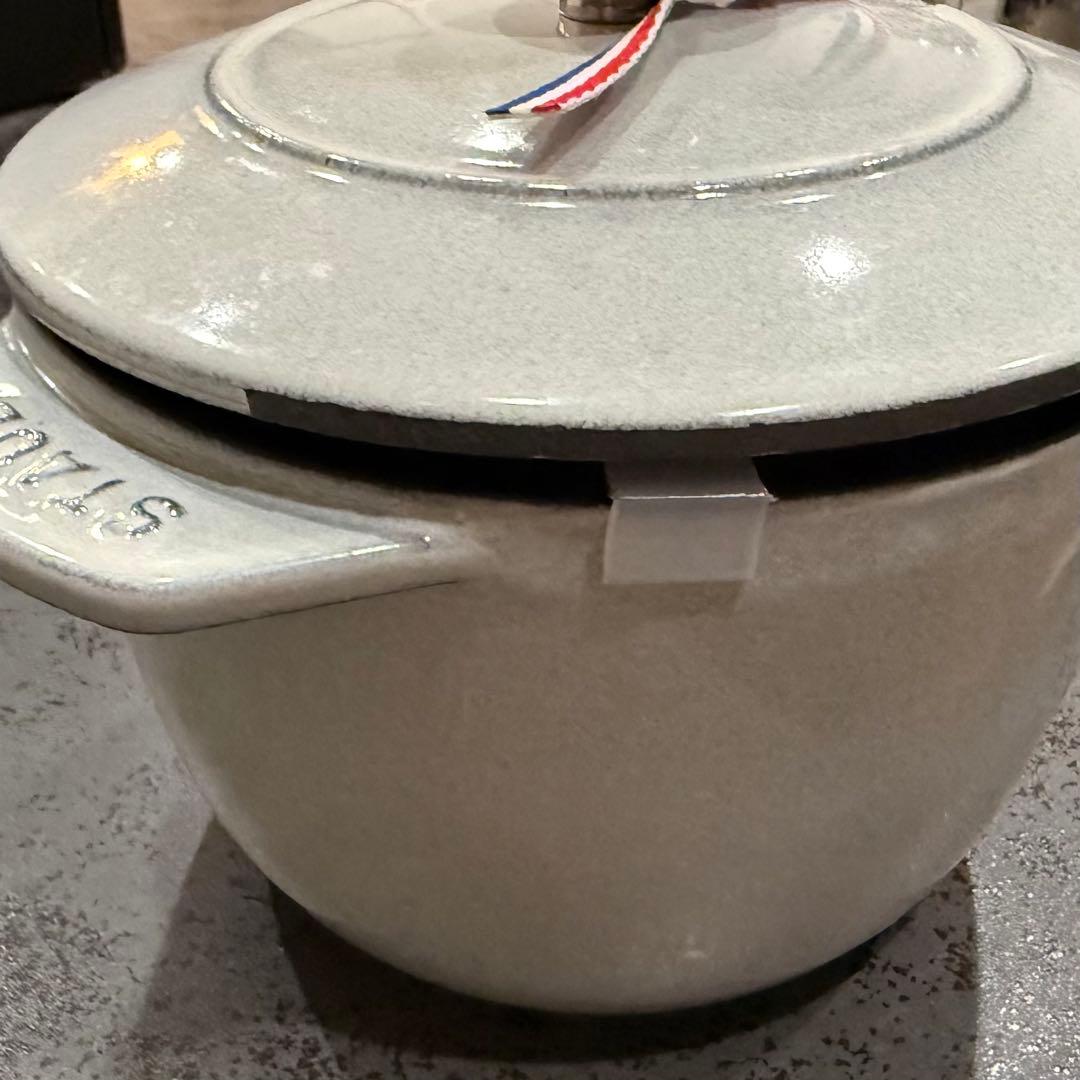 STAUB ストウブ　ラ・ココット de GOHAN Mサイズ