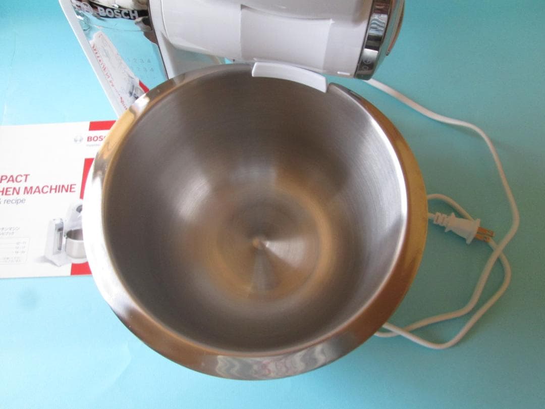 BOSCH　ボッシュコンパクトキッチンマシン　付属品元箱あり　パン・ケーキなどに