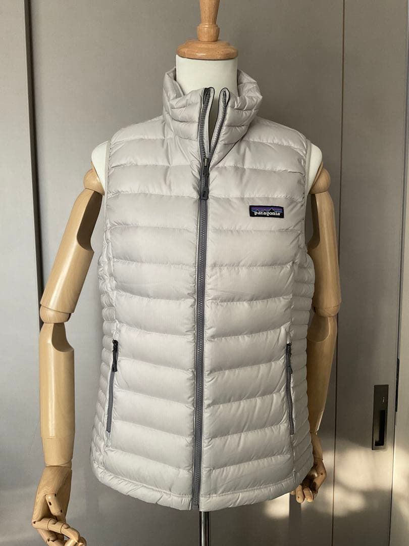 パタゴニア　ダウンベスト　レディース