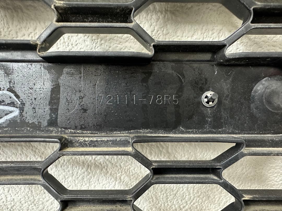 ジムニー　純正オプション　フロントグリル　送料込