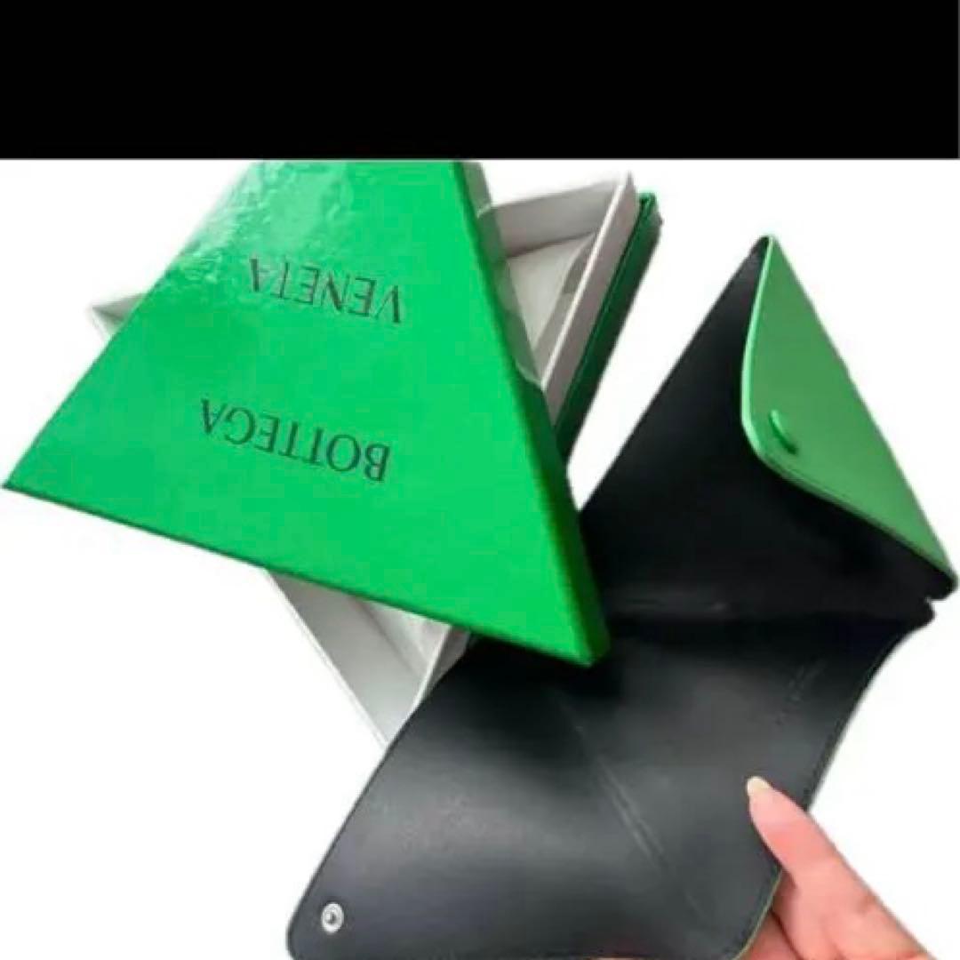 ボッテガヴェネタ　財布　ケース　ポーチ　トライアングル　オシャレ