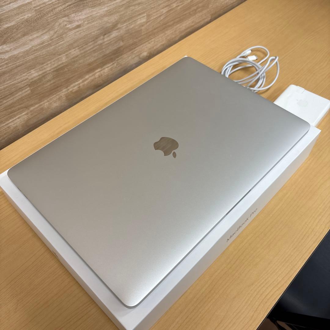 極美品MacBook Pro 2019 15インチ corei7