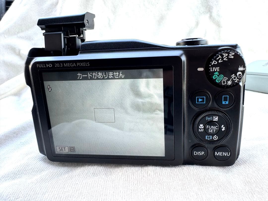 Canon PowerShot SX710 HS 本体と付属品