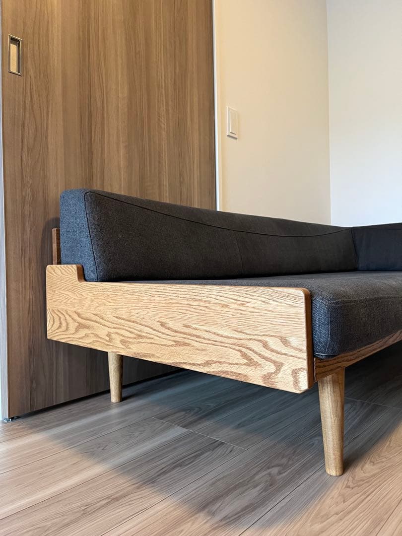 モモナチュラル　デイソファ　3人掛け