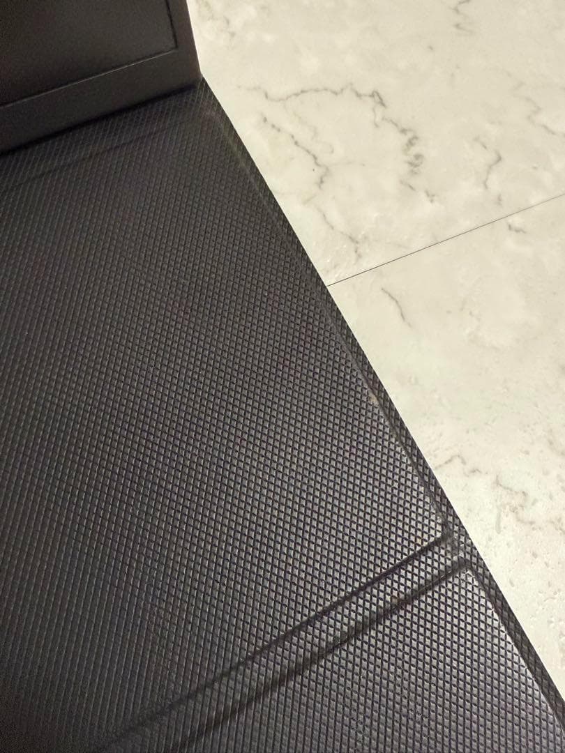 UPERFECT モバイルモニター 18インチ 2K 144Hz