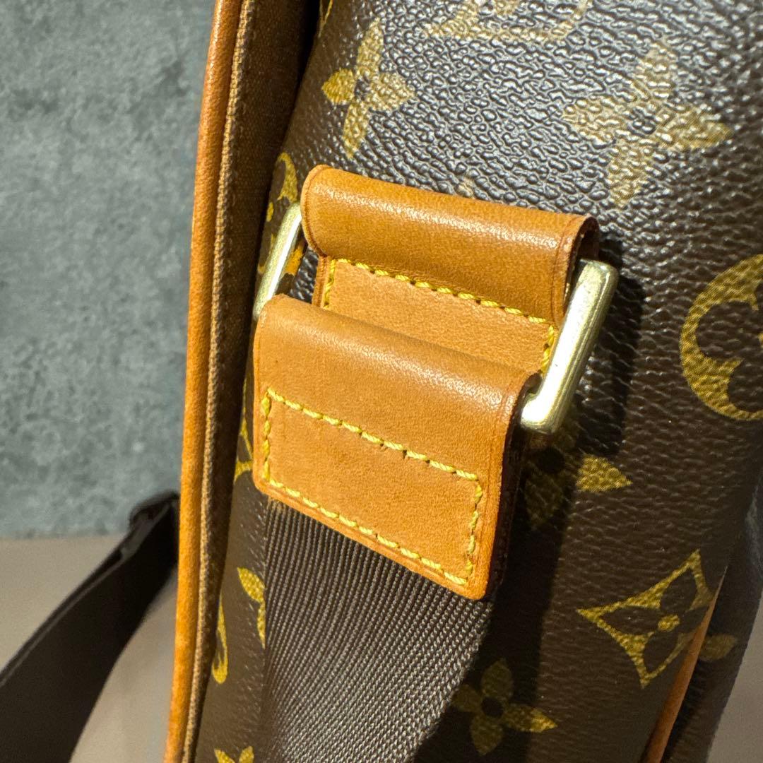 LOUIS VUITTON ルイヴィトン モノグラム アベス ショルダーバッグ