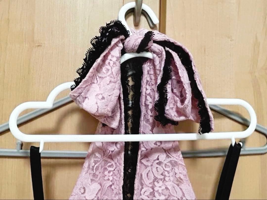 GOLDS♡レースリボン♡ホルターネック♡キャミトップス♡ブラック×ベビーピンク