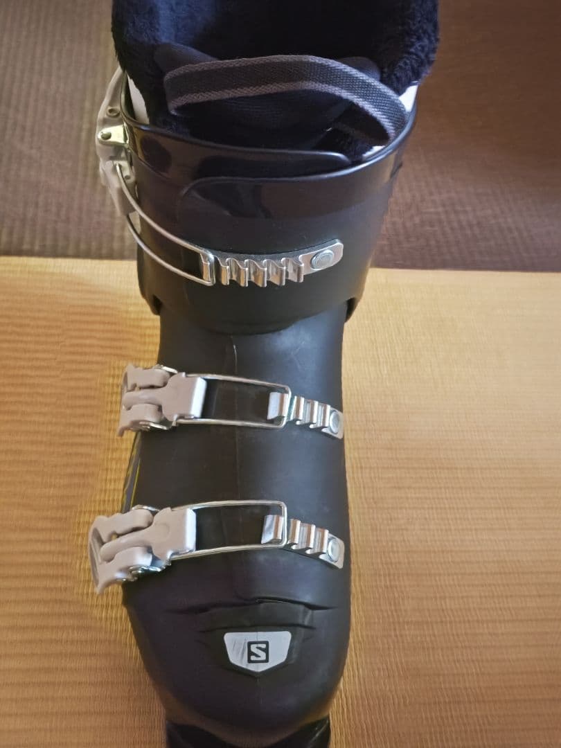 Salomon TEAM スキー用ブーツ　25～25.5 ブーツ袋付き