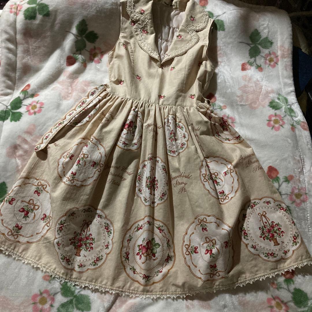 Innocent WorldストロベリープレートテーラードJST