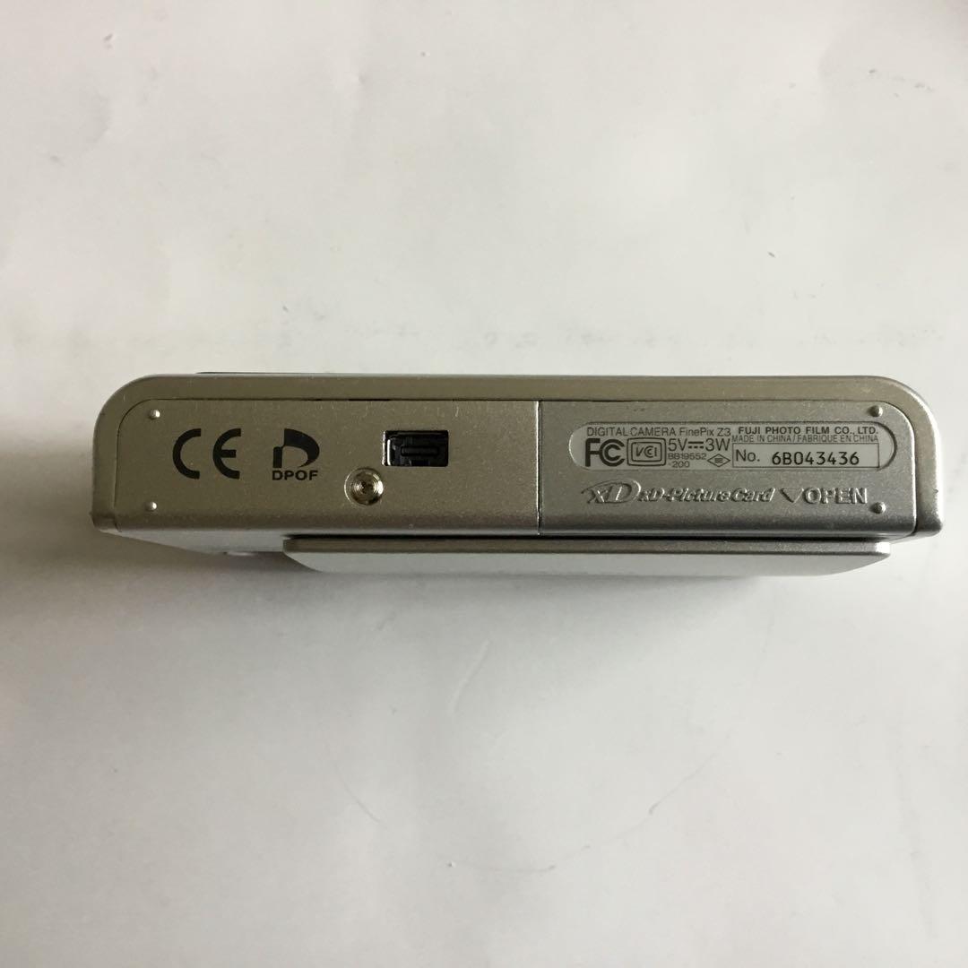 FUJIFILM FINEPIX Z3 デジタルカメラ