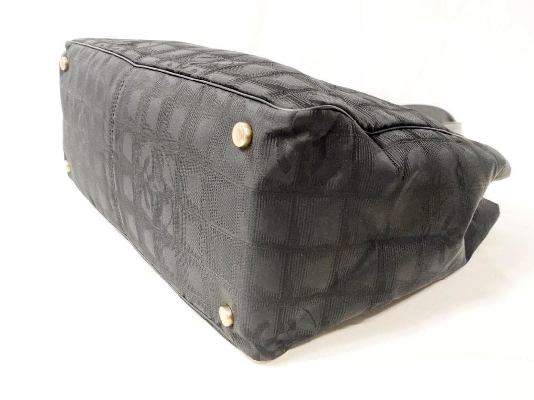 え*い様 シャネル　CHANEL　ニュートラベルライン　トートMM　トートバッグ