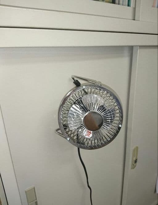 交渉中【NICOH】マグネットファン NA-MF101卓上扇風機