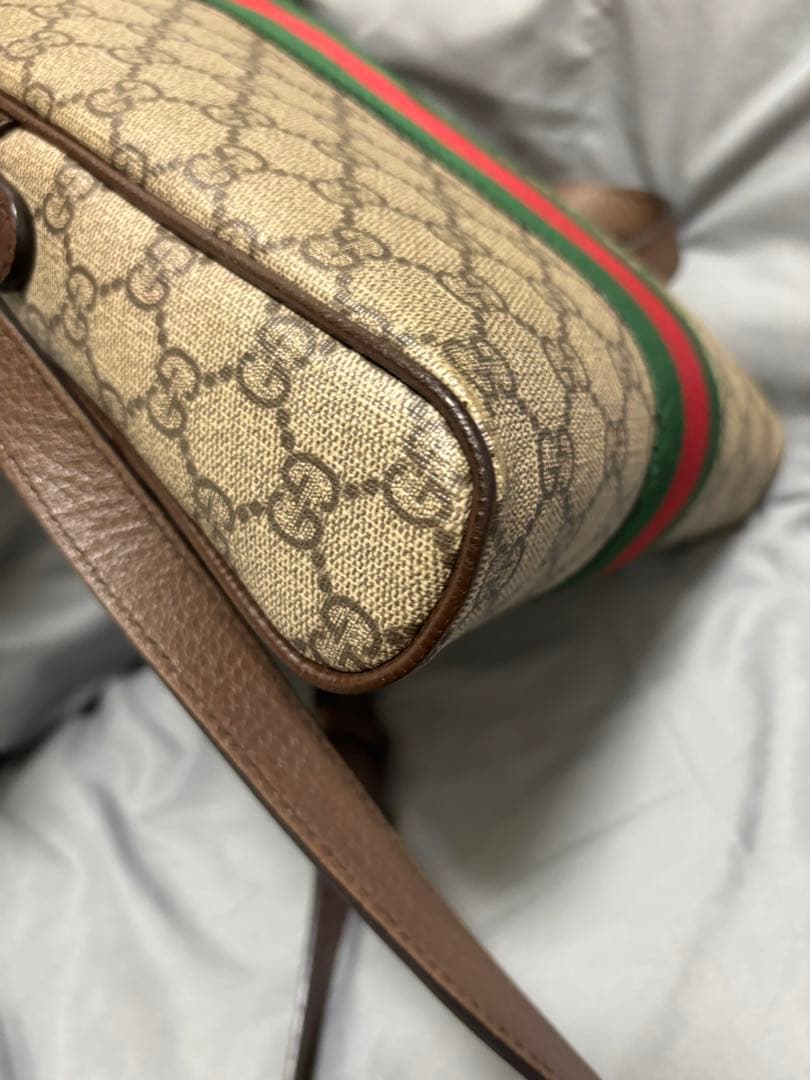 gucci メッセンジャーショルダーバッグ