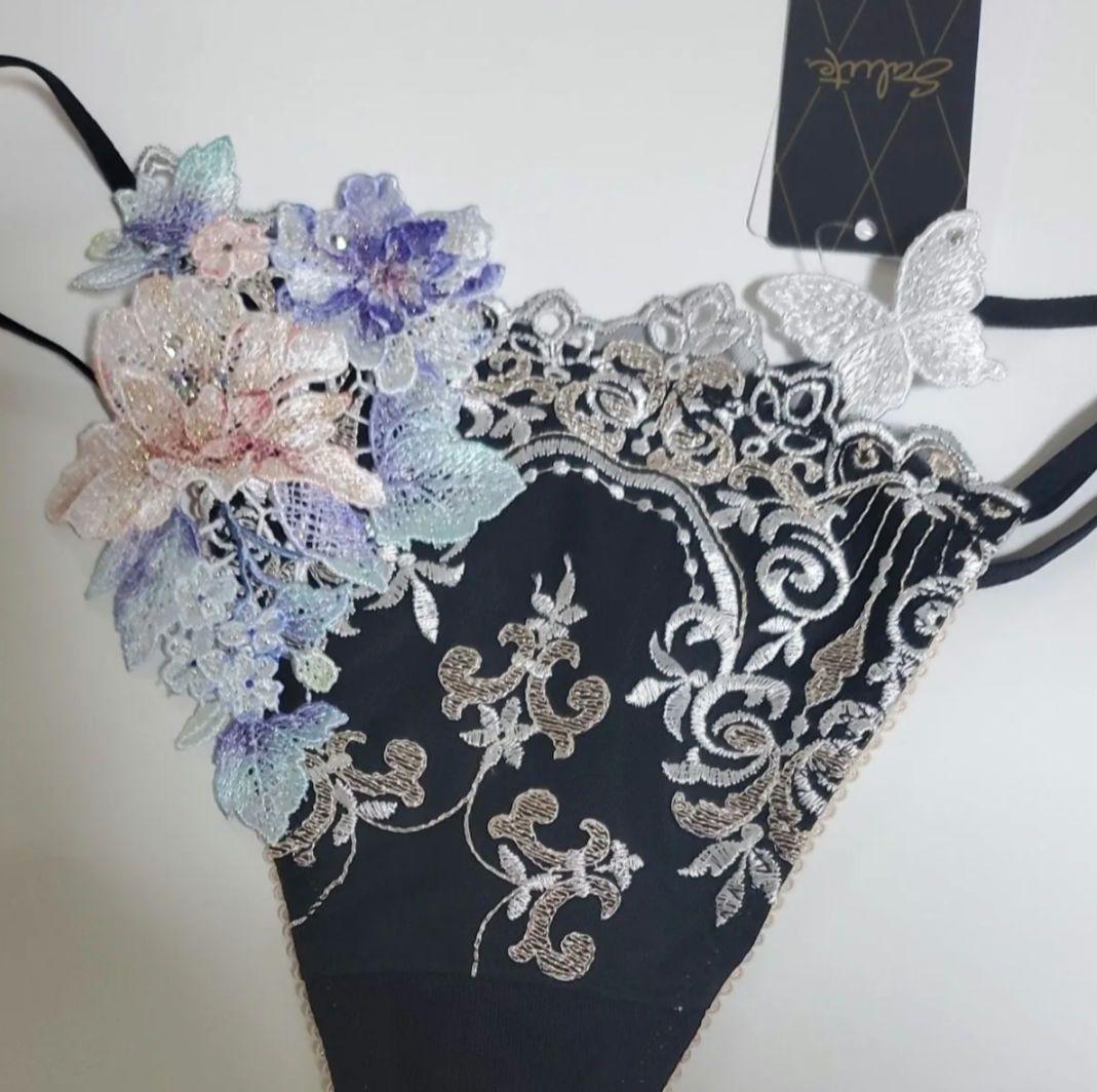 サルート19グループ ガーターベルトTバック2点セット