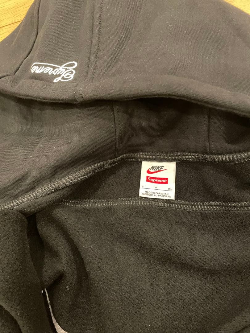 supreme NIKEAIRコラボパーカー