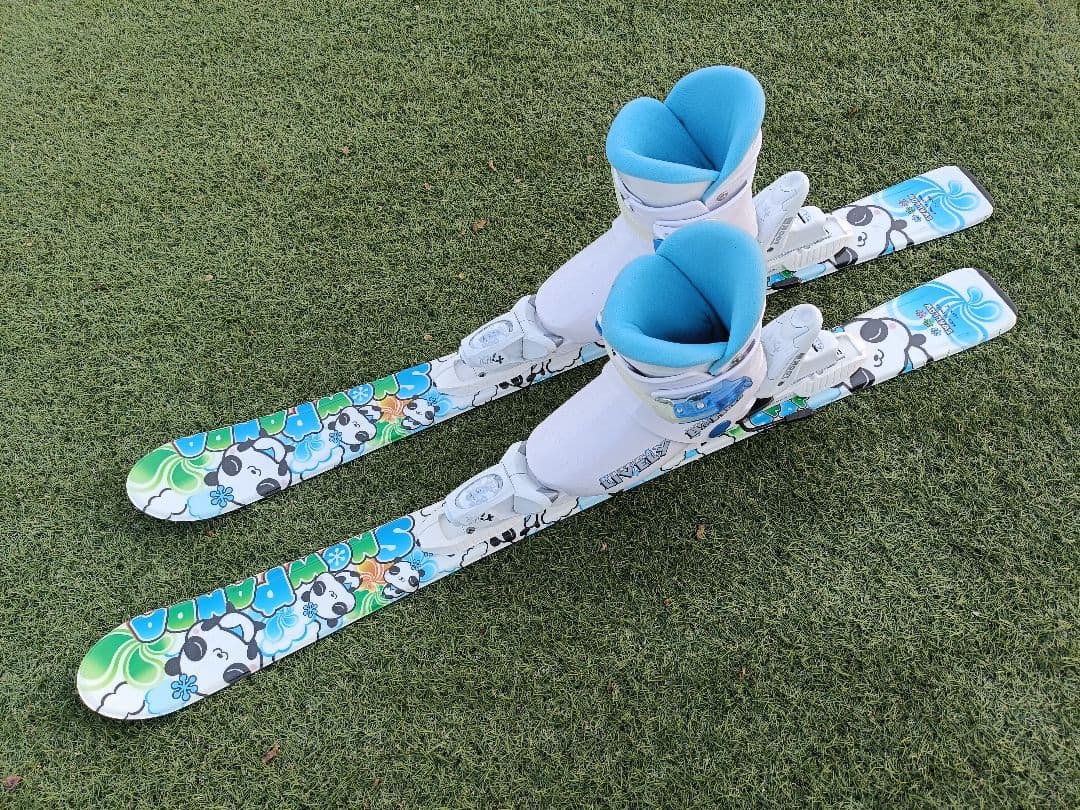 【すぐ滑れる】パンダデザインswallowスキー板+ビンディング+ブーツ