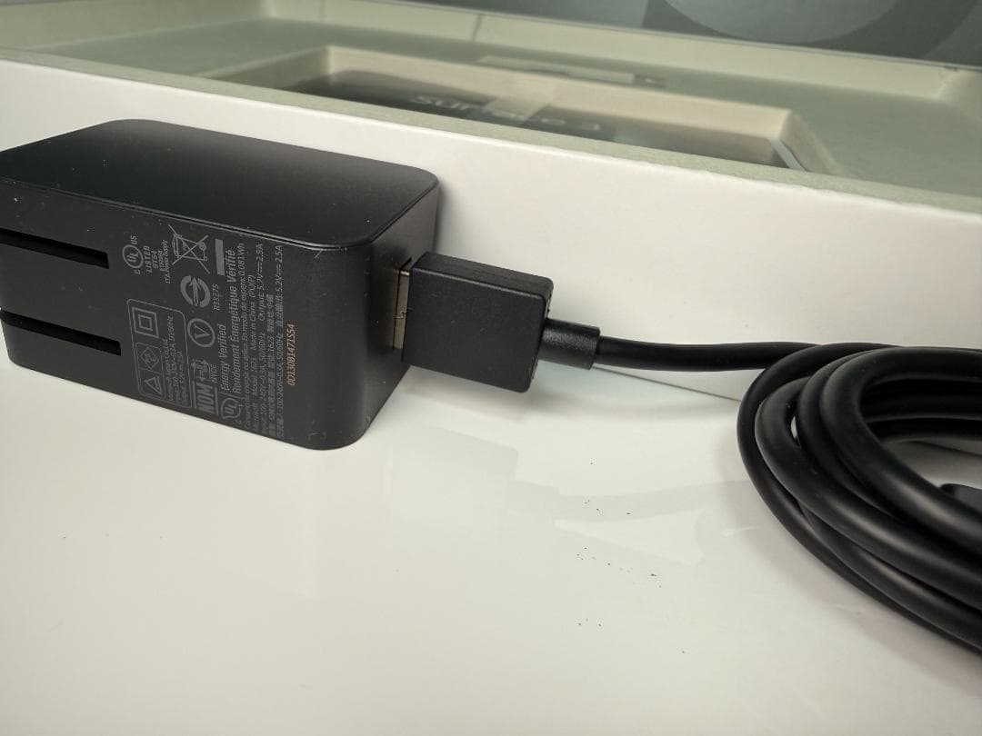 Windowsタブレット本体 Microsoft Surface 3 128GB Windows10