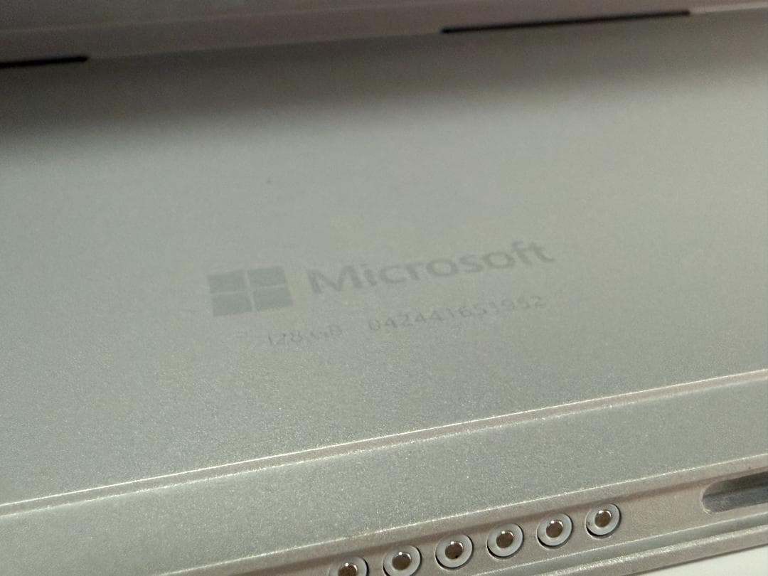 Windowsタブレット本体 Microsoft Surface 3 128GB Windows10