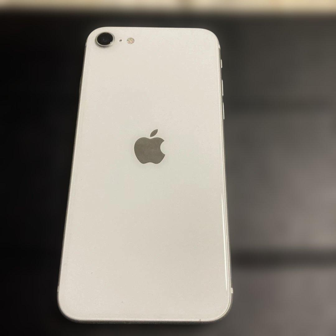 Apple iPhone se(第二世代)ホワイト 本体 64GB