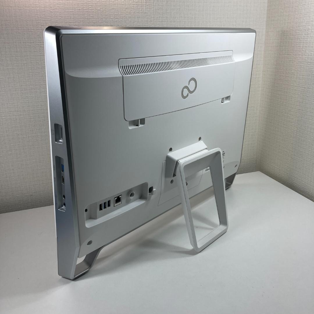 Fujitsu ESPRIMO 液晶一体型 パソコン（A6）