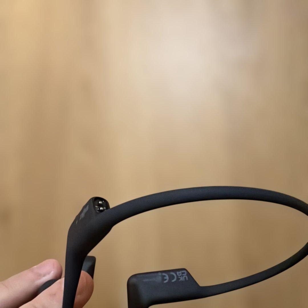 SHOKZ OPENCOMM 骨伝導イヤホン ブラック