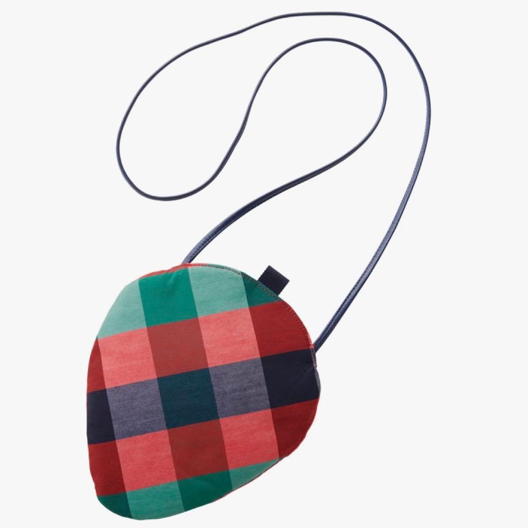 ファミリア ポシェット いちご ストロベリー ファミリアチェック 赤 完売品 ♡