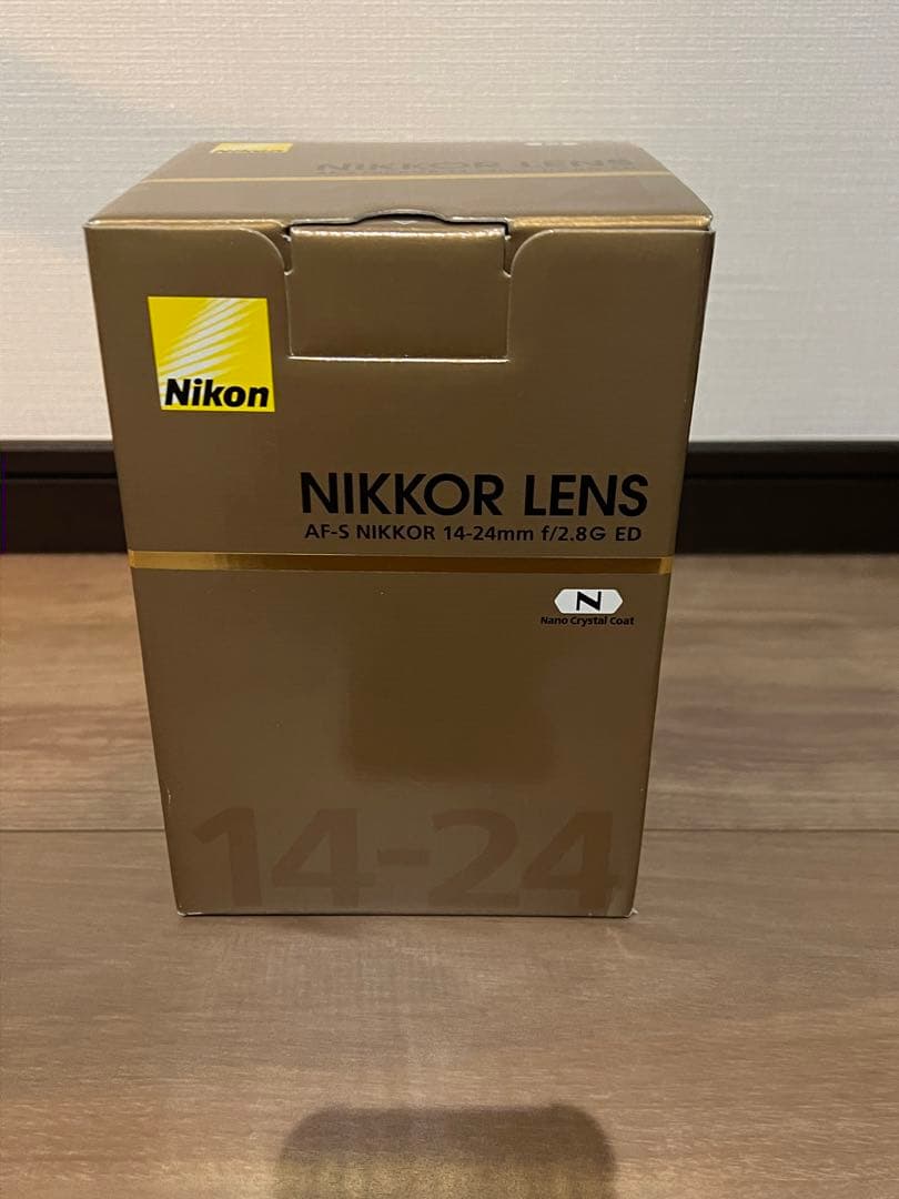 Nikon ニコン f2.8 １４－２４ 大三元レンズ 広角 NIKKOR