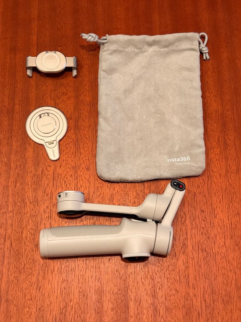 Insta360 Flow 2 Pro （+磁気スマートフォンマウント付き）