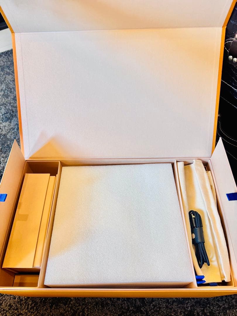 【極美品】LV LOUIS VUITTON ホライゾン ライトアップ スピーカー