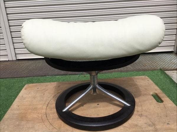 エコーネス シグニチャー リクライニングチェア オットマン付 ストレスレスチェア