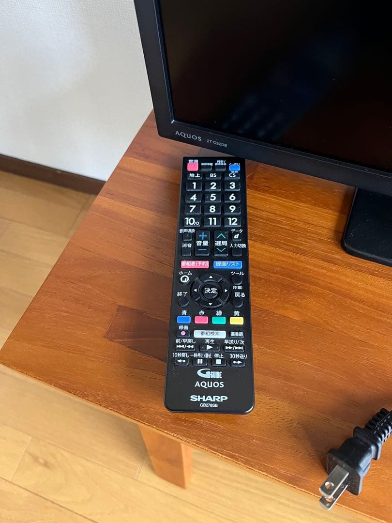 シャープ製液晶テレビ　22インチ　2T-C22DE-B